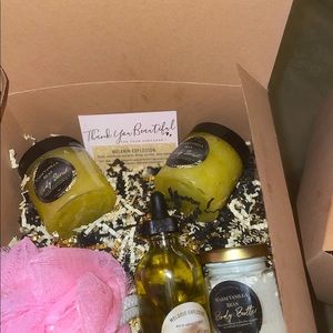 Body Butter, Body Scrub, Body oil